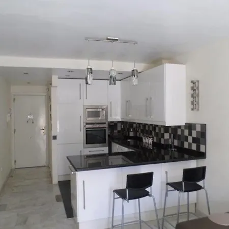 Modern 2 Bedroom Penthouse With Huge Private Roof Terrace,free Parking And Free Wifi * Benalmadena