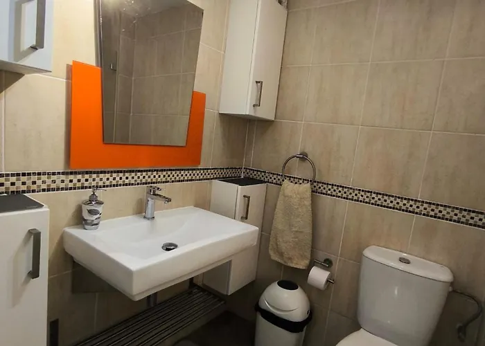 Appartamento Modern 2 Bedroom Penthouse With Huge Private Roof Terrace,free Parking And Free Wifi Benalmádena